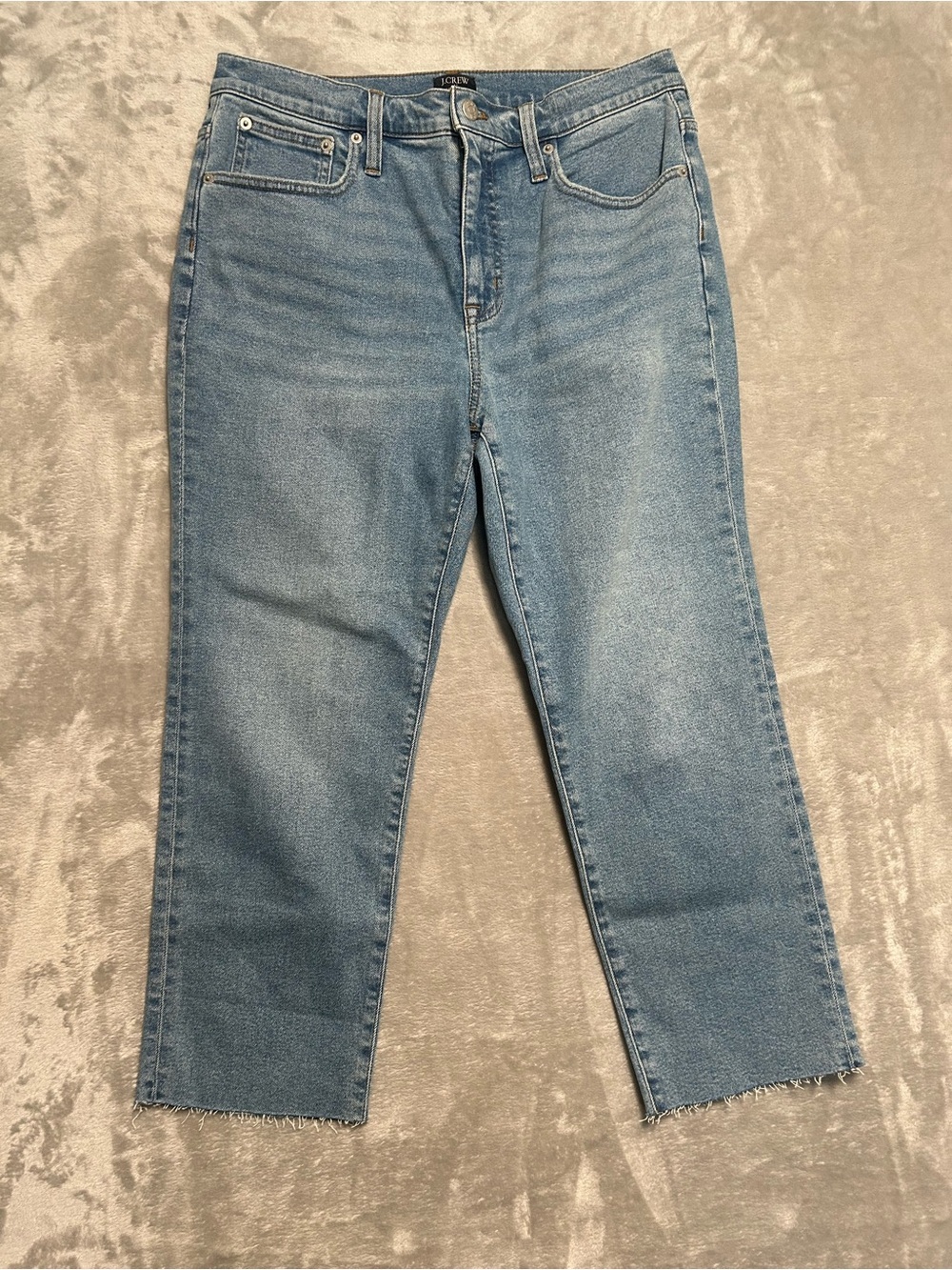 J Crew essential straight leg jeans women’s 30P petite light wash raw hem